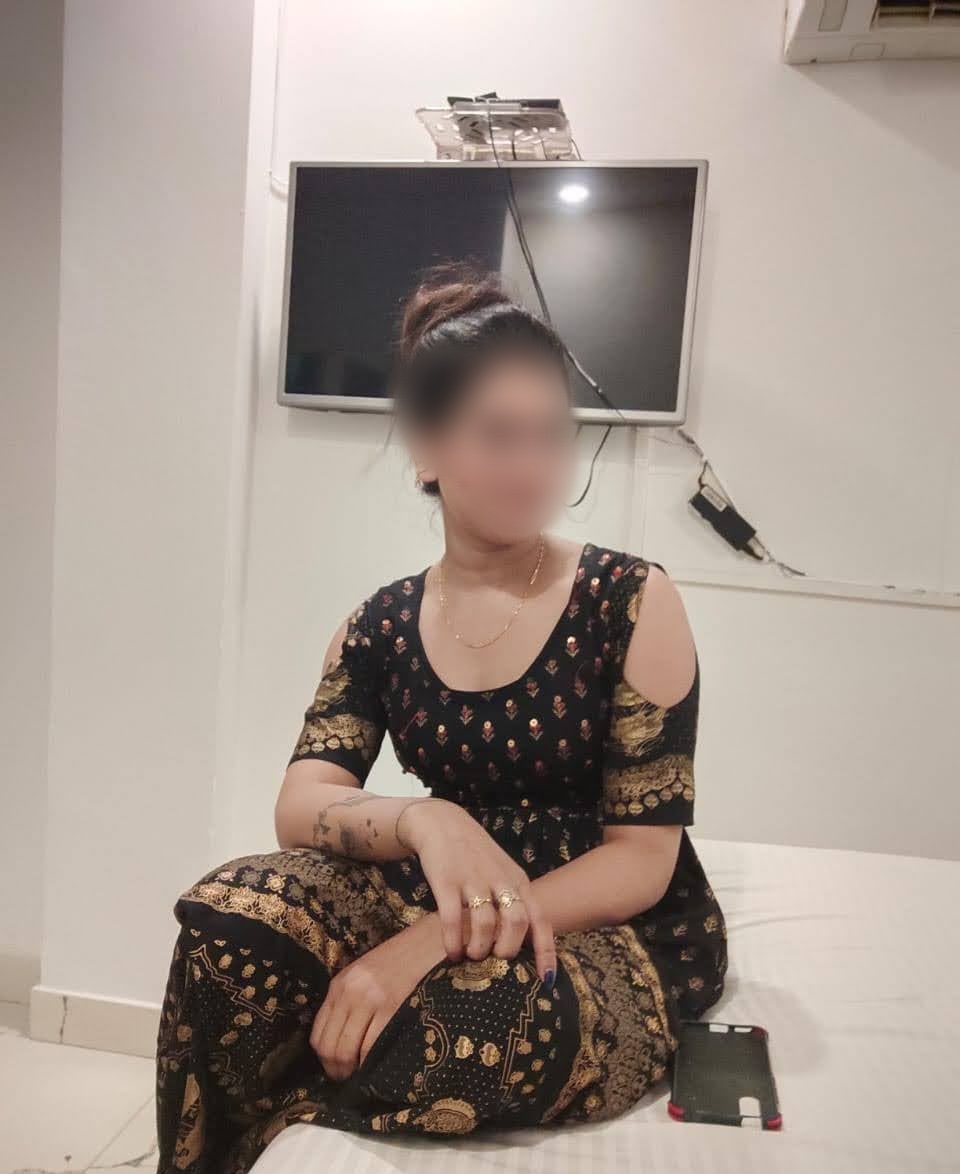 Radhika — Ayurvedic Abhyanga therapist at Russian Spa Centre Mahipalpur