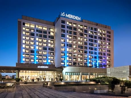 Le Meridien Gurgaon — guests reach Russian Spa Centre Mahipalpur in 20 min drive